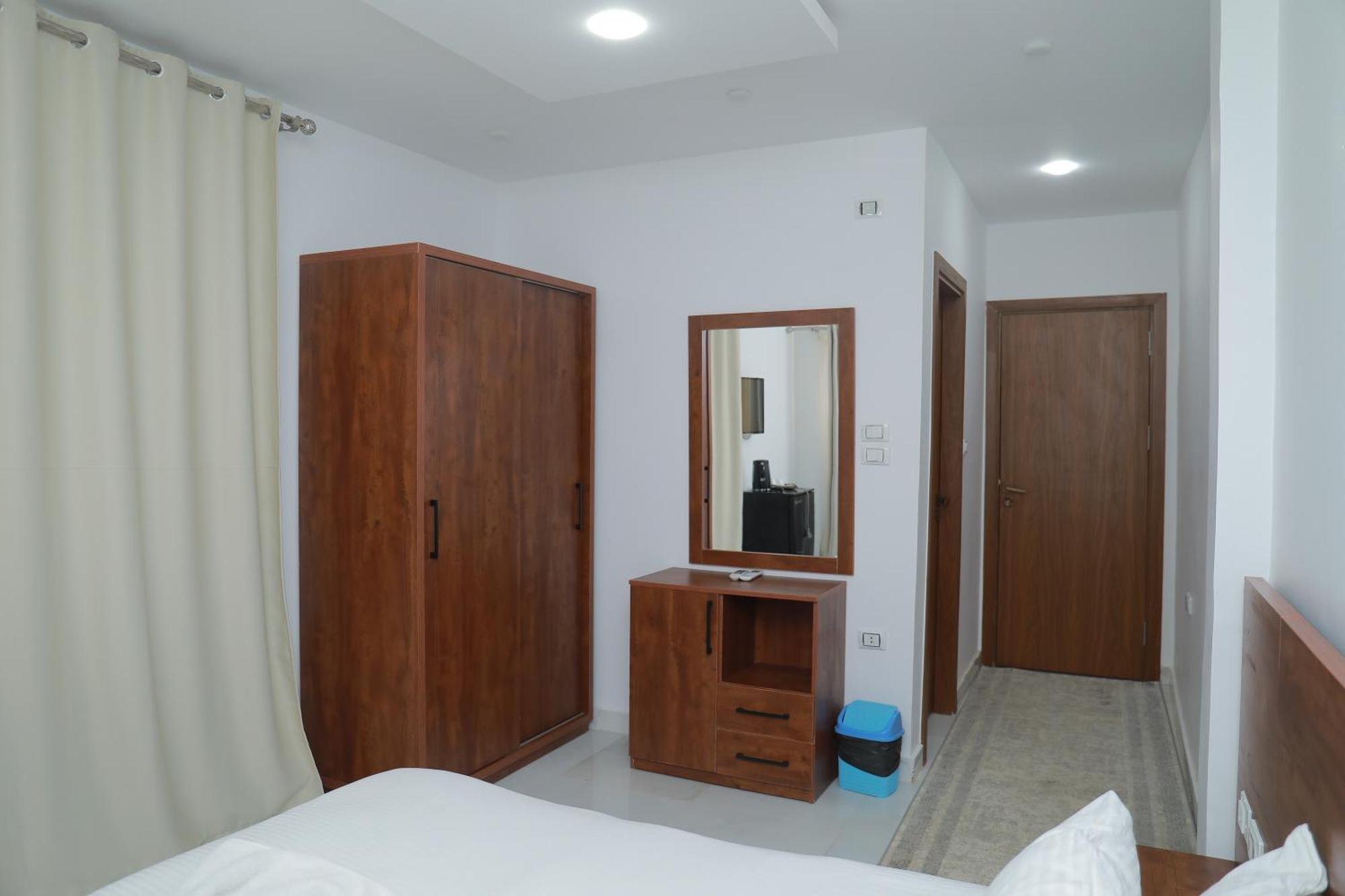 Prince Pyramids Inn Kafret el-Gabal Exterior foto