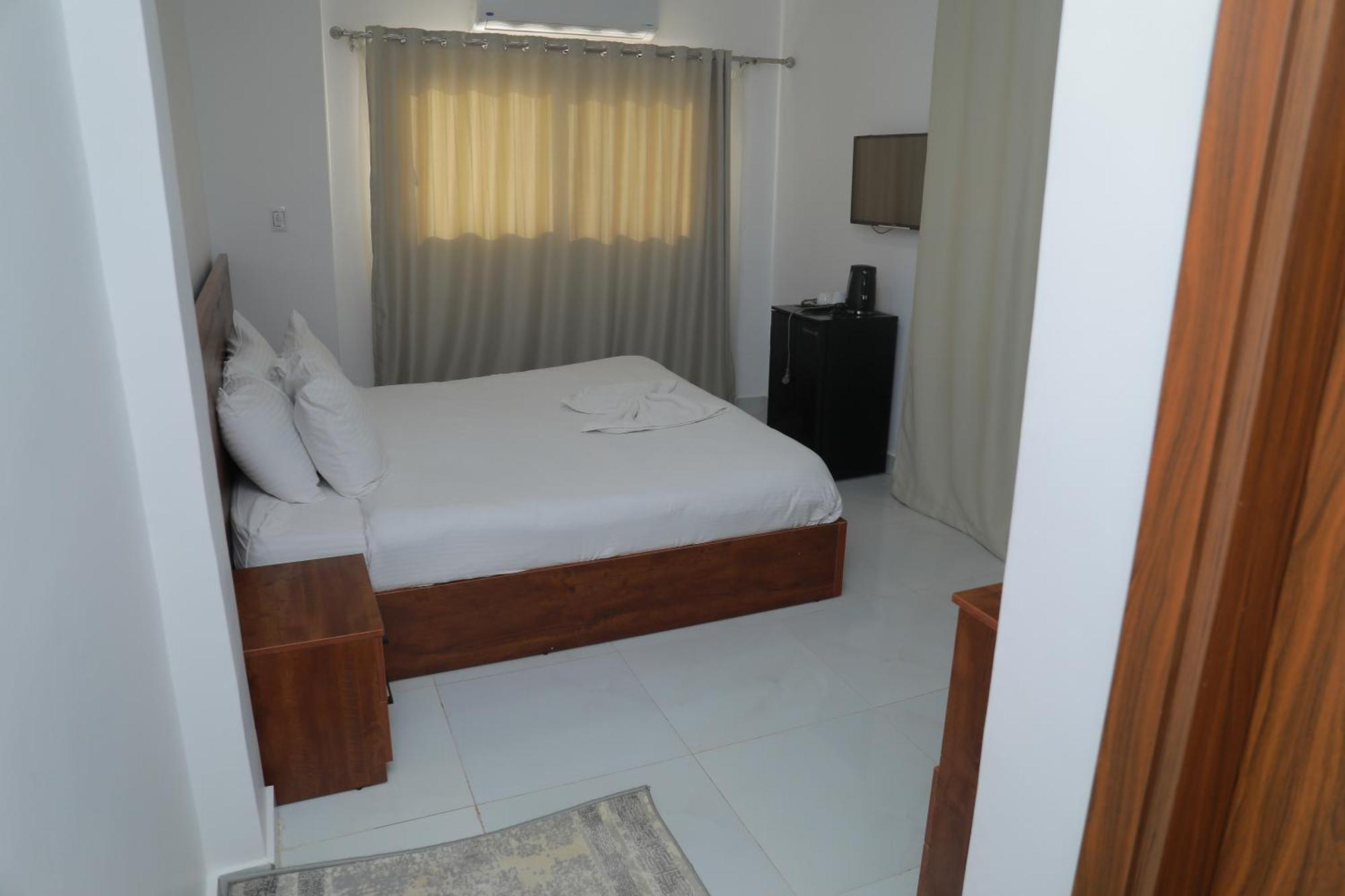 Prince Pyramids Inn Kafret el-Gabal Exterior foto