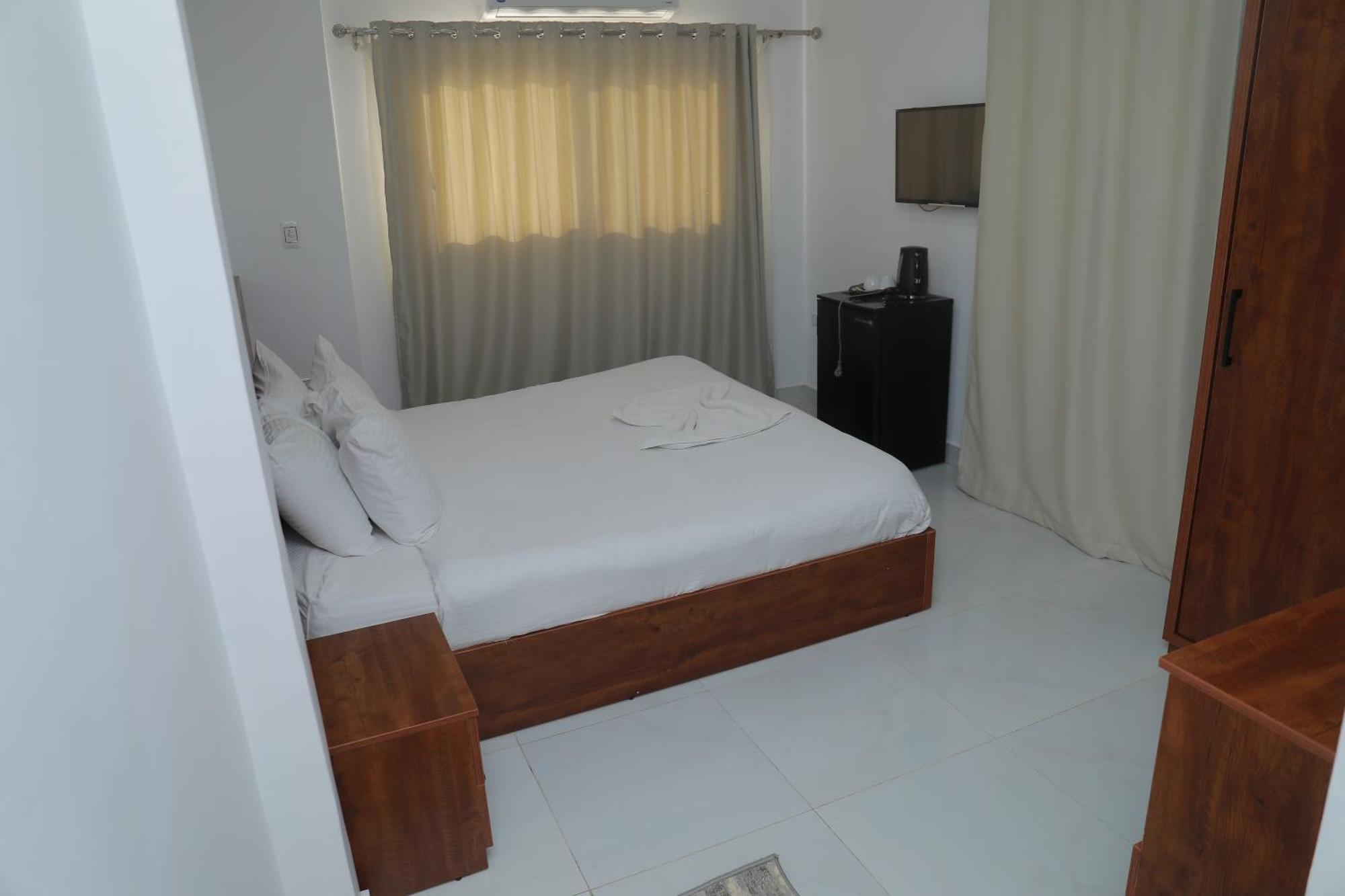 Prince Pyramids Inn Kafret el-Gabal Exterior foto